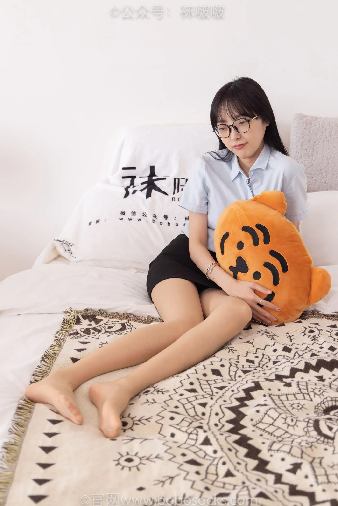 [BoBoSocks袜啵啵]NO.076 稚予-建行制服、平底鞋、肉丝 [134P]插图2